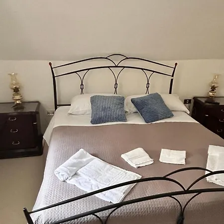 L'antica Cattedrale Nyaraló